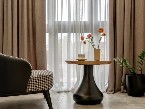 Подушки в подарок при заказе штор на сайте